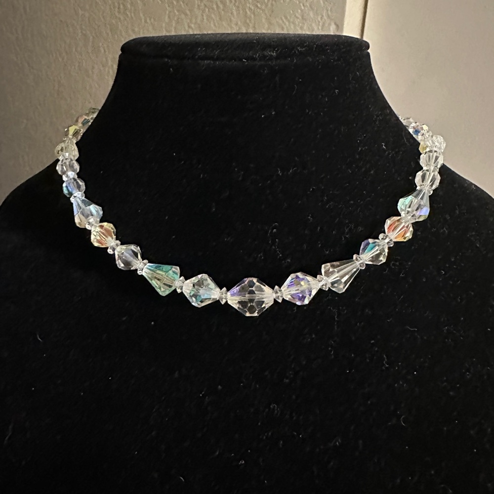 Vintage Aurora Borealis Crystal Single Strand Beaded Necklace
